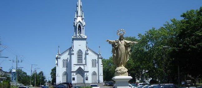 Chiko Show - Valérie Carrier | spectacle familial de Noël gratuit qui se tiendra à l’église de Sainte-Hélène de Breakeyville ce samedi